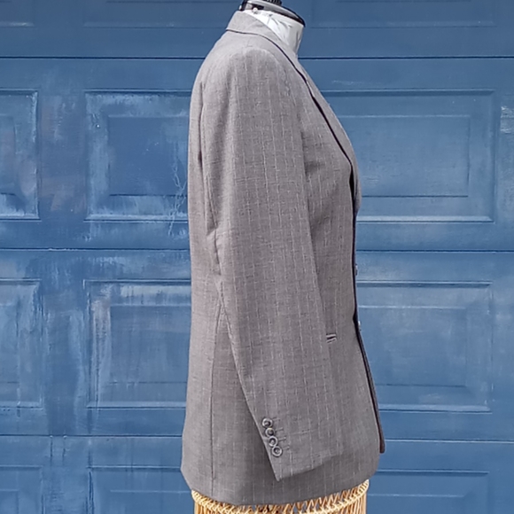 Gianfranco Ferre Vintage Men's Pin Stripe Blazer - Picture 10 of 15